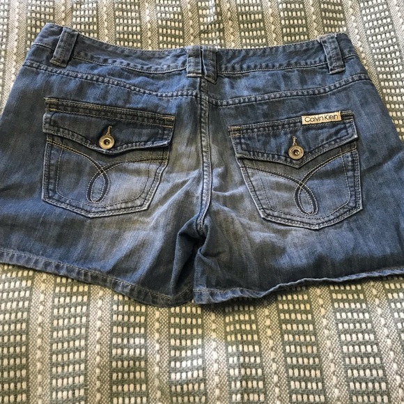 Calvin Klein shorts size 10 - Picture 6 of 7